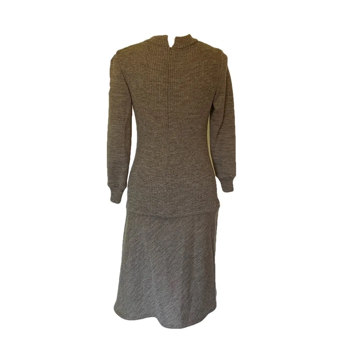 Gray Knit Drop Waist Dress Perfect for Fall. Easy to Dress Up or Down. 1970s Bill Blass