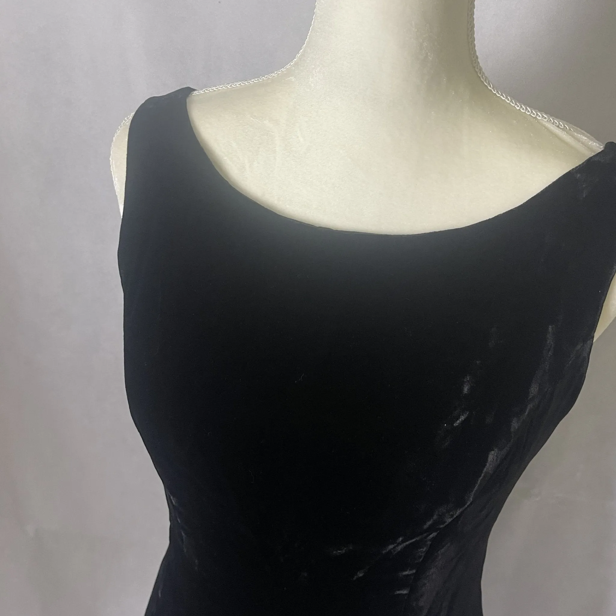 Vintage Elegant Black Velvet Cocktail Dress by Miss Elliette with a Satin Bow Accent. Formal Black Tie Attire.